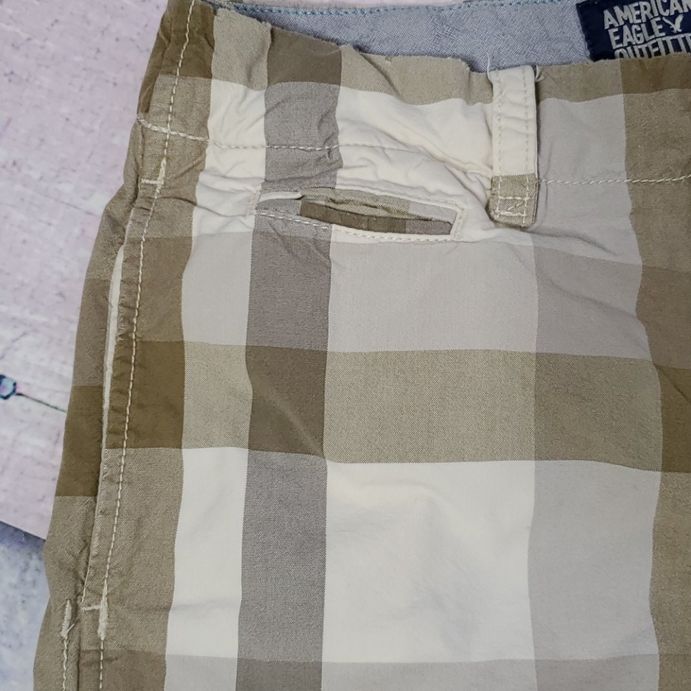 AEO Plaid Flat Front Men's Shorts - Picture 2 of 8